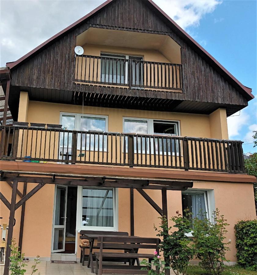 Apartman Alena Κάρλοβι Βάρι Εξωτερικό φωτογραφία